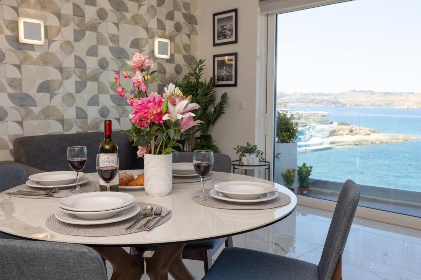 Ivory Suite Seafront With Views!- Fl 15 By Homely San Pawl il-Baħar Kültér fotó